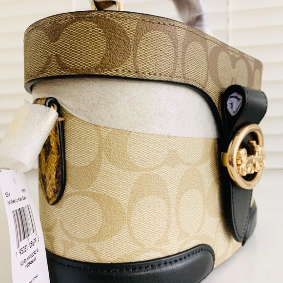 Coach Vanity Bag - Picture 2 of 6